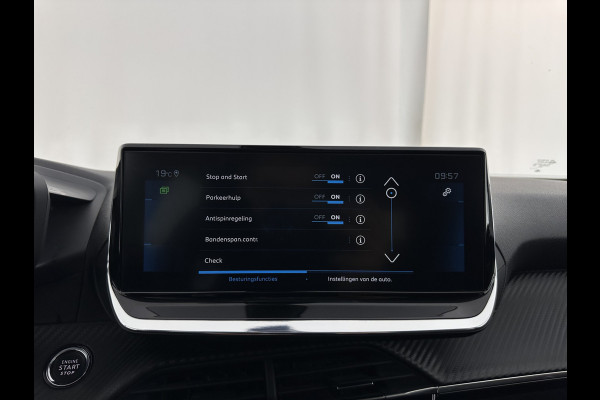 Peugeot 2008 1.5 BlueHDi Blue Lease Allure (INCL.  BTW) Aut. *FULL-LED | LEATHER-FABRIC | NAVI-FULLMAP | DIGI-COCKPIT | SPORTSEATS | CAMERA | KEYLESS | PRIVACY-GLASS |  CARPLAY | ECC | PDC | CRUISE | CARPLAY | TOWBAR | 18"ALU*
