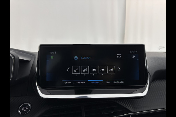 Peugeot 2008 1.5 BlueHDi Blue Lease Allure (INCL.  BTW) Aut. *FULL-LED | LEATHER-FABRIC | NAVI-FULLMAP | DIGI-COCKPIT | SPORTSEATS | CAMERA | KEYLESS | PRIVACY-GLASS |  CARPLAY | ECC | PDC | CRUISE | CARPLAY | TOWBAR | 18"ALU*