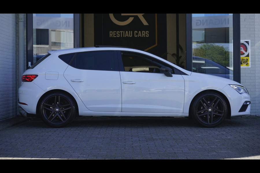 Seat Leon 1.5 TSI FR Ultimate Edition Black Sky AUTOMAAT-ACC-AMBIANCE-BEATS-CAMERA-KEYLESS-MODE-NAVIGATIE-PANORAMA-VIRTUEEL