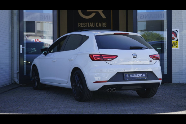 Seat Leon 1.5 TSI FR Ultimate Edition Black Sky AUTOMAAT-ACC-AMBIANCE-BEATS-CAMERA-KEYLESS-MODE-NAVIGATIE-PANORAMA-VIRTUEEL