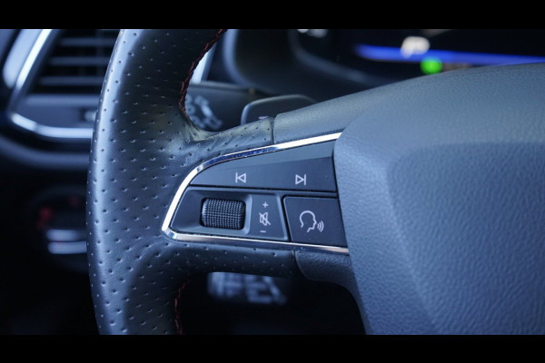 Seat Leon 1.5 TSI FR Ultimate Edition Black Sky AUTOMAAT-ACC-AMBIANCE-BEATS-CAMERA-KEYLESS-MODE-NAVIGATIE-PANORAMA-VIRTUEEL