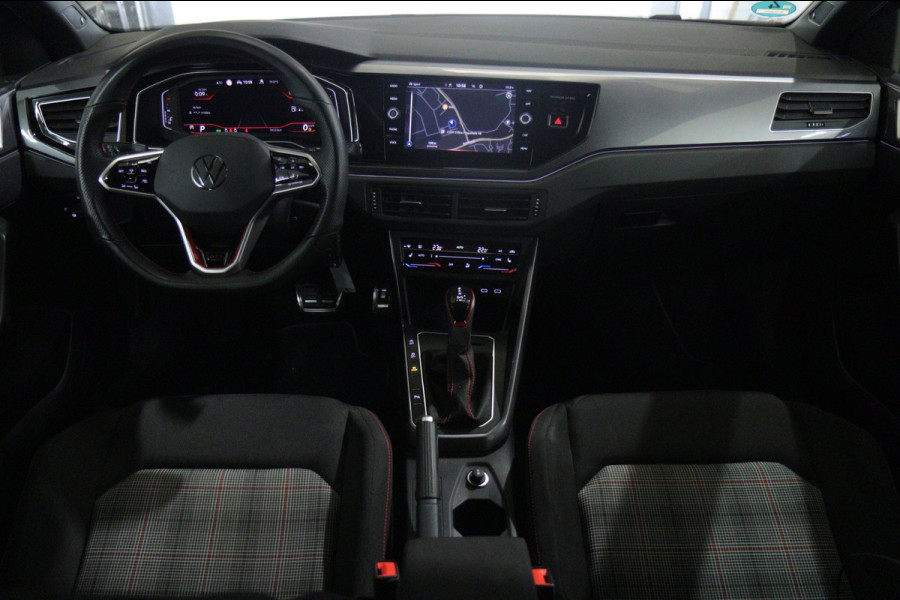 Volkswagen Polo 2.0 TSI GTI VIRTUAL/PANO/CARPLAY/IQ-LIGHT/SFEERVER/VOL