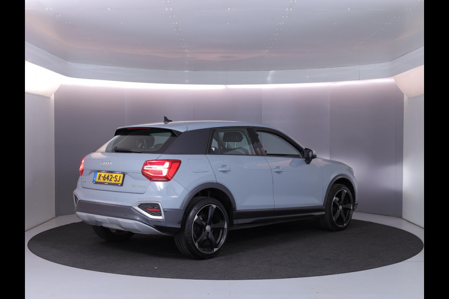 Audi Q2 35 TFSI Business Edition 150pk | Navigatie | 19 inch Lichtmetalen velgen | Parkeersensoren | Cruise controle