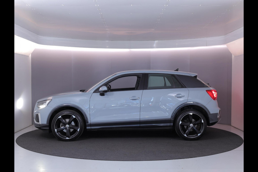 Audi Q2 35 TFSI Business Edition 150pk | Navigatie | 19 inch Lichtmetalen velgen | Parkeersensoren | Cruise controle