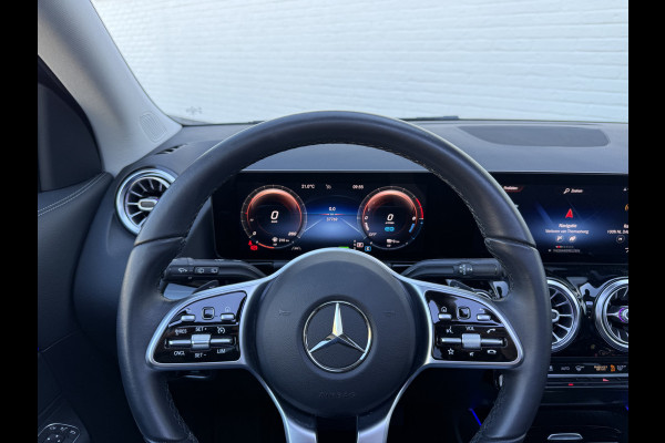 Mercedes-Benz GLA 250 e Business Solution Luxury Limited | Trekhaak | Pano | Ambient Light | Camera