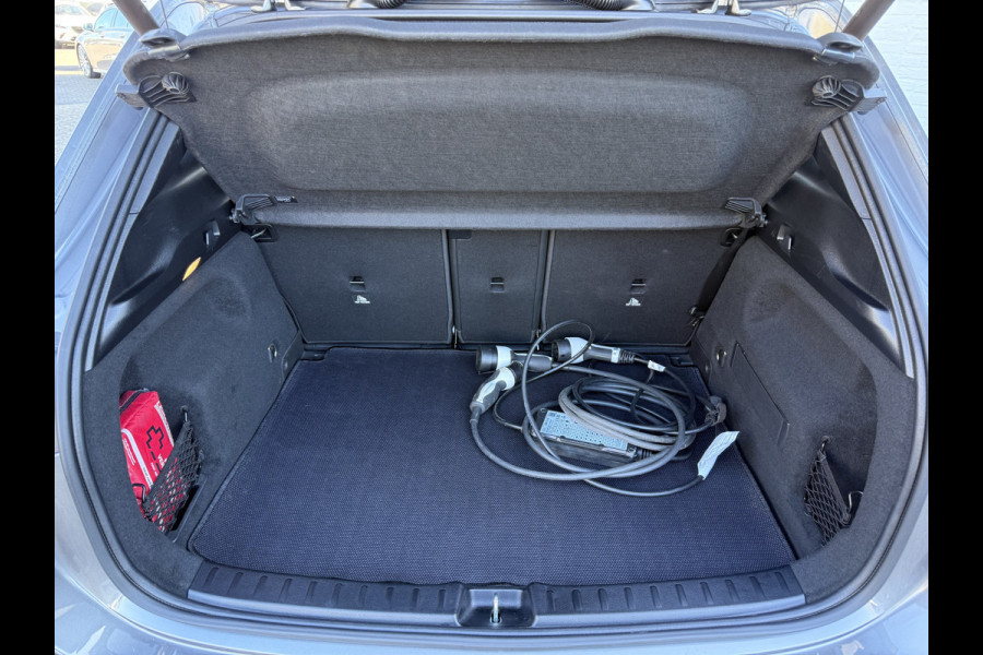 Mercedes-Benz GLA 250 e Business Solution Luxury Limited | Trekhaak | Pano | Ambient Light | Camera