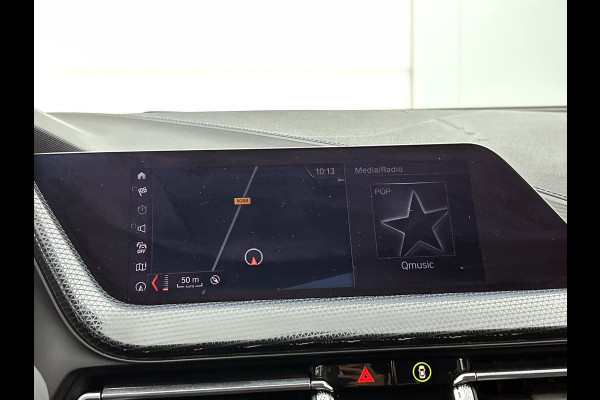 BMW 1-serie 118i Corporate Executive M-sport (Dealer OnderH, NAvi, StoelV, PDC V+A, Led, Cruise Con, Etc)