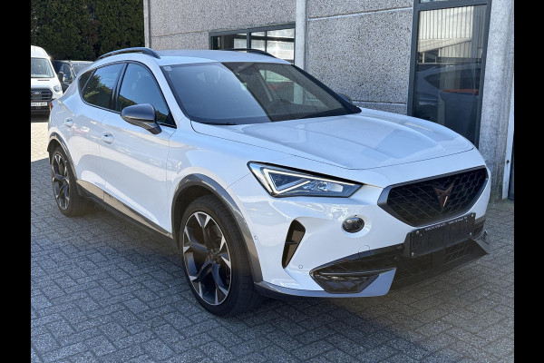 CUPRA Formentor 1.4 e-Hybrid VZ Performance 245pk PHEV | Stoelverwarming | Achteruitrijcamera | Adaptive cruise control