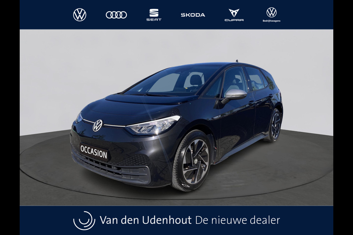 Volkswagen ID.3 First 58 kWh 204pk SOH 84% | Navi | 18" | Stoel/Stuurverw. | App-Connect | PDC