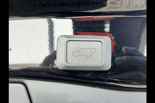 Suzuki Across 2.5 Plug-in Leder Stoel/ Stuur verwarming Carplay Lane Assist Clima Navigatie Dab+
