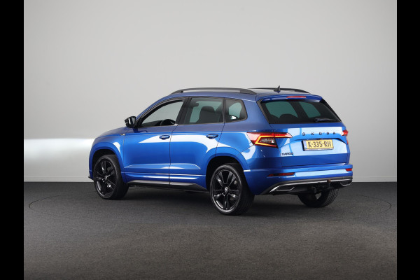 Škoda Karoq 1.5 TSI ACT Sportline Business 150pk | Wegklapbare trekhaak | Navigatie | Parkeercamera | Led koplampen