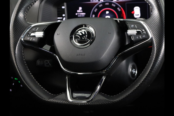 Škoda Karoq 1.5 TSI ACT Sportline Business 150pk | Wegklapbare trekhaak | Navigatie | Parkeercamera | Led koplampen