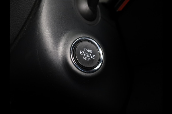 Škoda Karoq 1.5 TSI ACT Sportline Business 150pk | Wegklapbare trekhaak | Navigatie | Parkeercamera | Led koplampen