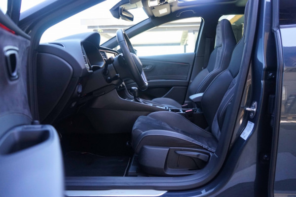 Seat Leon Cupra Edition Silver Pano/ACC/DCC/Beats/Schalen/Brembo