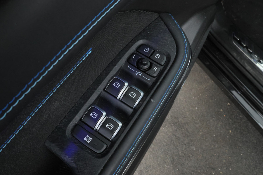 Lynk & Co 01 1.5 Zwarte hemel, Panorama, Digital Dash!