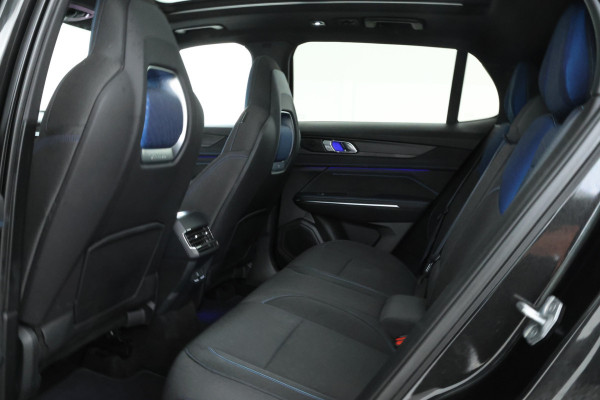 Lynk & Co 01 1.5 Zwarte hemel, Panorama, Digital Dash!