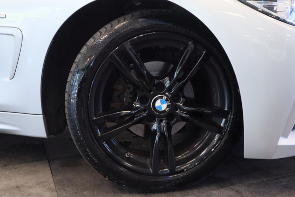 BMW 4 Serie Cabrio 420i High Executive Cruise/Climate M Sport !! 2e Pinksterdag geopend van 12:00 tot 17:00u !!