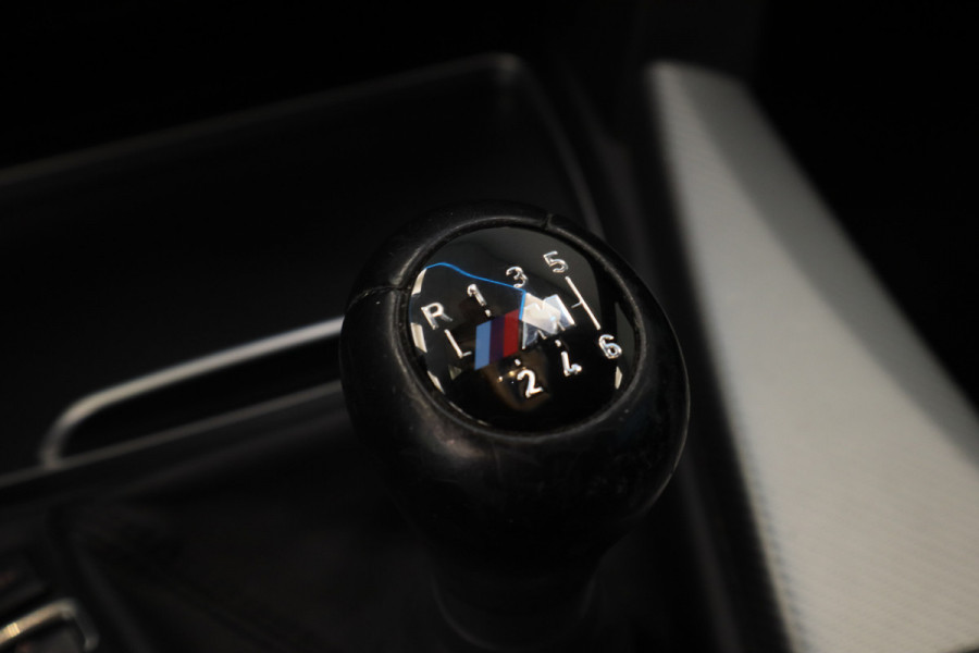 BMW 4 Serie Cabrio 420i High Executive Cruise/Climate M Sport !! 2e Pinksterdag geopend van 12:00 tot 17:00u !!