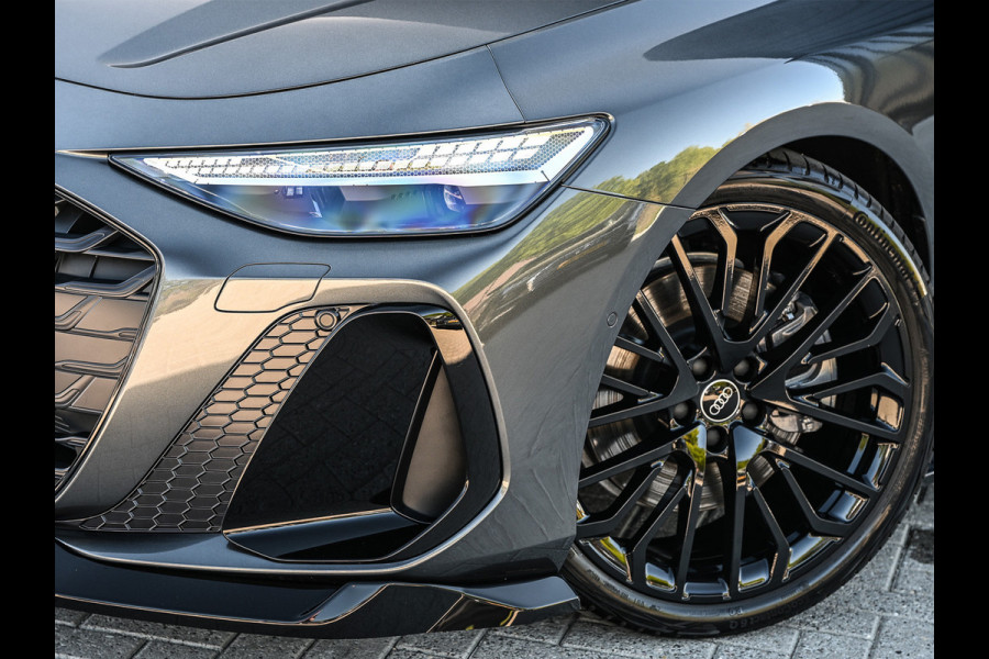 Audi A6 Avant 2.0 e-hybrid Quattro S-Line | Memory Seats | Achteras besturing | Stylingkit | 360 Camera | Adaptive cruise