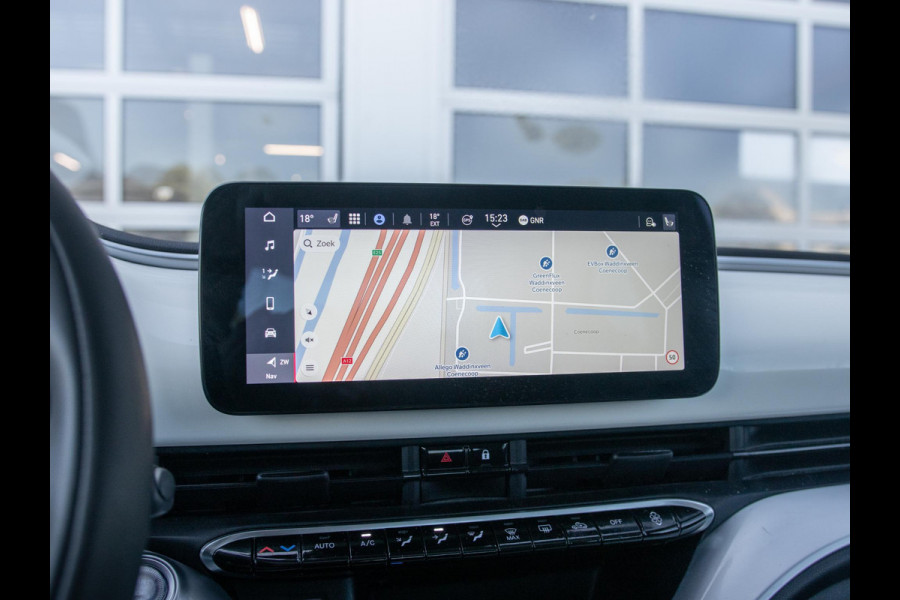 Fiat 500E Icon 42 kWh l SOH 92,8% | Clima | Cruise | Camera | 17" | Priv. Glass | Schuif/Kanteldak | Winter Pack | BSM | Apple Carplay