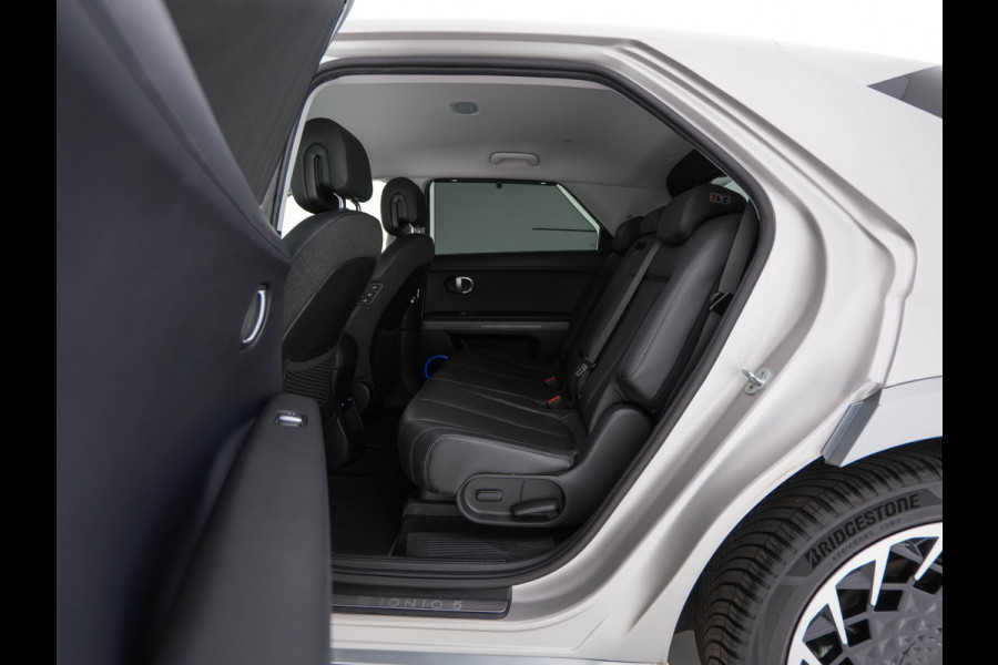 Hyundai IONIQ 5 Lounge 73kWh [ 3-Fase-11kW ] {SOH-97%} (INCL-BTW) Aut *HEATPUMP | LEATHER | BOSE-SOUND | FULL-LED | ADAPTIVE-CRUISE | BLINDSPOT | DIGI-COCKPIT | AMBIENTLIGHT | DAB | SHIFTPADDLES | HEAD-UP | NAVI-FULLMAP | KEYLESS | ...