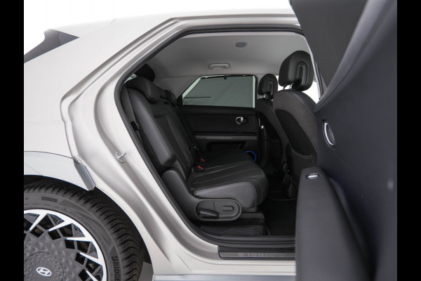 Hyundai IONIQ 5 Lounge 73kWh [ 3-Fase-11kW ] {SOH-97%} (INCL-BTW) Aut *HEATPUMP | LEATHER | BOSE-SOUND | FULL-LED | ADAPTIVE-CRUISE | BLINDSPOT | DIGI-COCKPIT | AMBIENTLIGHT | DAB | SHIFTPADDLES | HEAD-UP | NAVI-FULLMAP | KEYLESS | ...