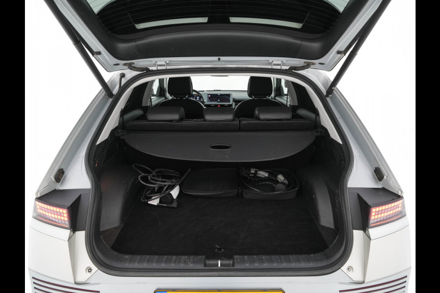 Hyundai IONIQ 5 Lounge 73kWh [ 3-Fase-11kW ] {SOH-97%} (INCL-BTW) Aut *HEATPUMP | LEATHER | BOSE-SOUND | FULL-LED | ADAPTIVE-CRUISE | BLINDSPOT | DIGI-COCKPIT | AMBIENTLIGHT | DAB | SHIFTPADDLES | HEAD-UP | NAVI-FULLMAP | KEYLESS | ...