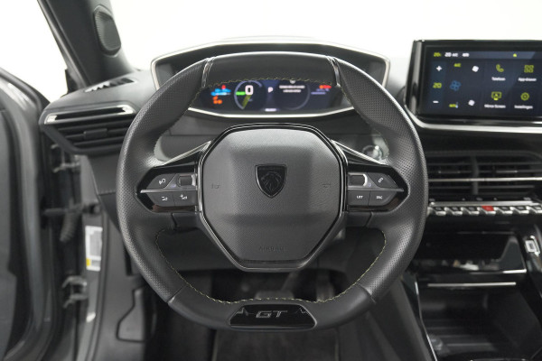 Peugeot e-2008 EV GT 50 kWh | 11 KW Laadfunctie | 360 Camera | Dodehoekdetectie | Apple Carplay