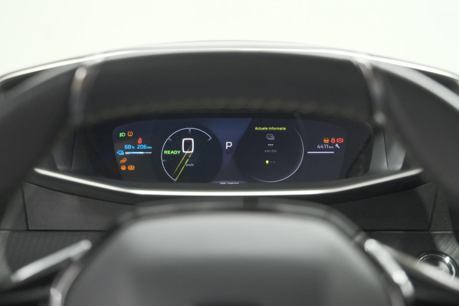 Peugeot e-2008 EV GT 50 kWh | 11 KW Laadfunctie | 360 Camera | Dodehoekdetectie | Apple Carplay