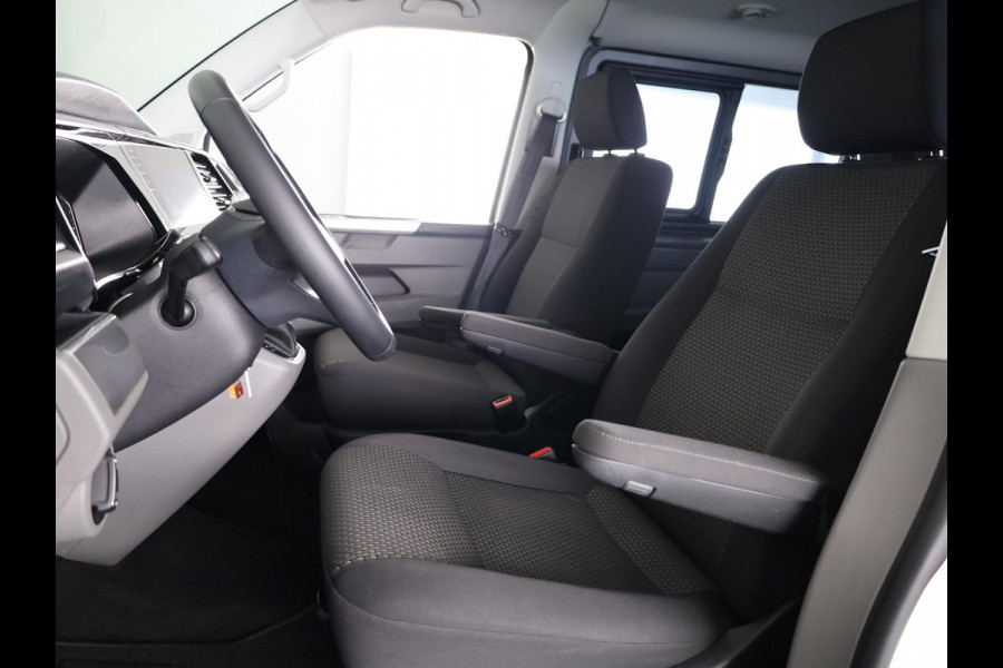 Volkswagen Transporter 2.0 TDI L2H3 28 Bulli 150 PK DSG (Automaat) | Dubbele cabine | Trekhaak | Parkeercamera |