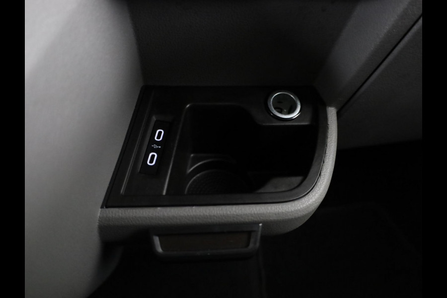 Volkswagen Transporter 2.0 TDI L2H3 28 Bulli 150 PK DSG (Automaat) | Dubbele cabine | Trekhaak | Parkeercamera |