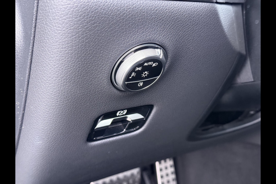 Mercedes-Benz GLC 400e 4Matic AMG 381pk // SoH 94,8% // Panorama dak // Trekhaak // Rijassistentiepakket // Distronic // 360 Camera // 20" AMG //