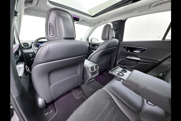 Mercedes-Benz GLC 400e 4Matic AMG 381pk // SoH 94,8% // Panorama dak // Trekhaak // Rijassistentiepakket // Distronic // 360 Camera // 20" AMG //
