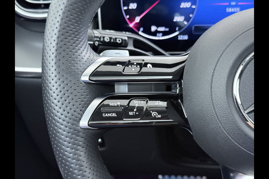 Mercedes-Benz GLC 400e 4Matic AMG 381pk // SoH 94,8% // Panorama dak // Trekhaak // Rijassistentiepakket // Distronic // 360 Camera // 20" AMG //