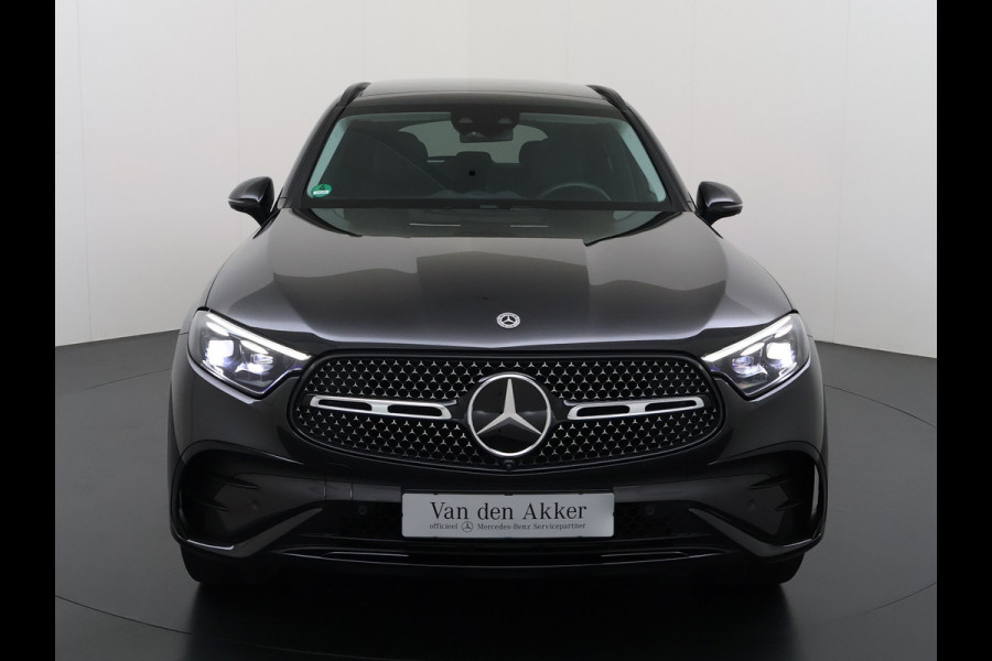 Mercedes-Benz GLC 400e 4Matic AMG 381pk // SoH 94,8% // Panorama dak // Trekhaak // Rijassistentiepakket // Distronic // 360 Camera // 20" AMG //