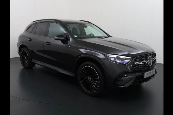 Mercedes-Benz GLC 400e 4Matic AMG 381pk // SoH 94,8% // Panorama dak // Trekhaak // Rijassistentiepakket // Distronic // 360 Camera // 20" AMG //