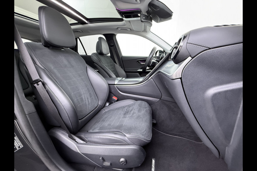 Mercedes-Benz GLC 400e 4Matic AMG 381pk // SoH 94,8% // Panorama dak // Trekhaak // Rijassistentiepakket // Distronic // 360 Camera // 20" AMG //