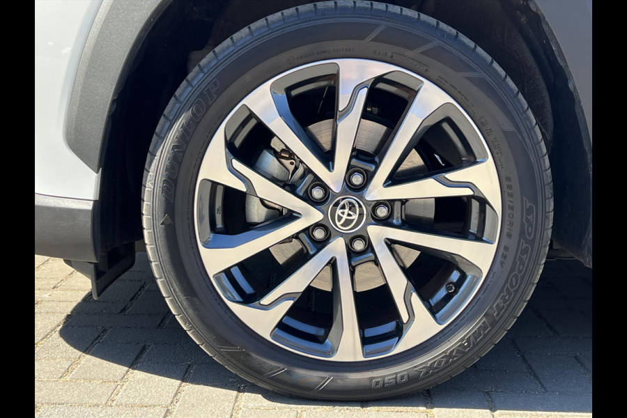 Toyota Corolla Cross 2.0 High Power Hybrid Style | Elektrische achterklep, Dodehoekherkenning, 18 inch, Stoel + Stuurverwarming