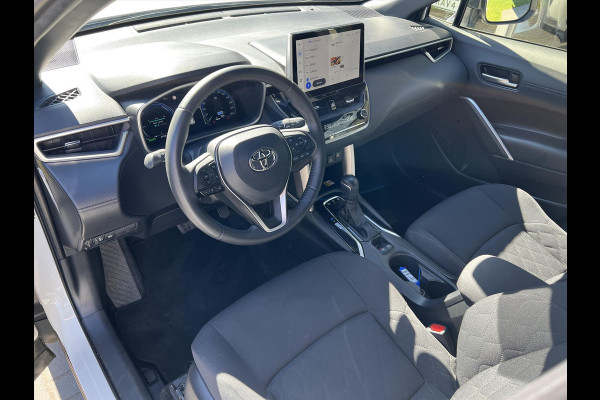 Toyota Corolla Cross 2.0 High Power Hybrid Style | Elektrische achterklep, Dodehoekherkenning, 18 inch, Stoel + Stuurverwarming