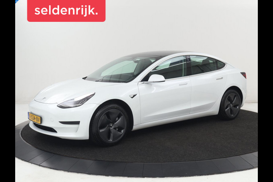 Tesla Model 3 Standard RWD Plus 60 kWh | SOH 87,7% | Autopilot | Trekhaak | Panoramadak | Leder | Stoelverwarming | Full LED | Camera | Navigatie | Keyless