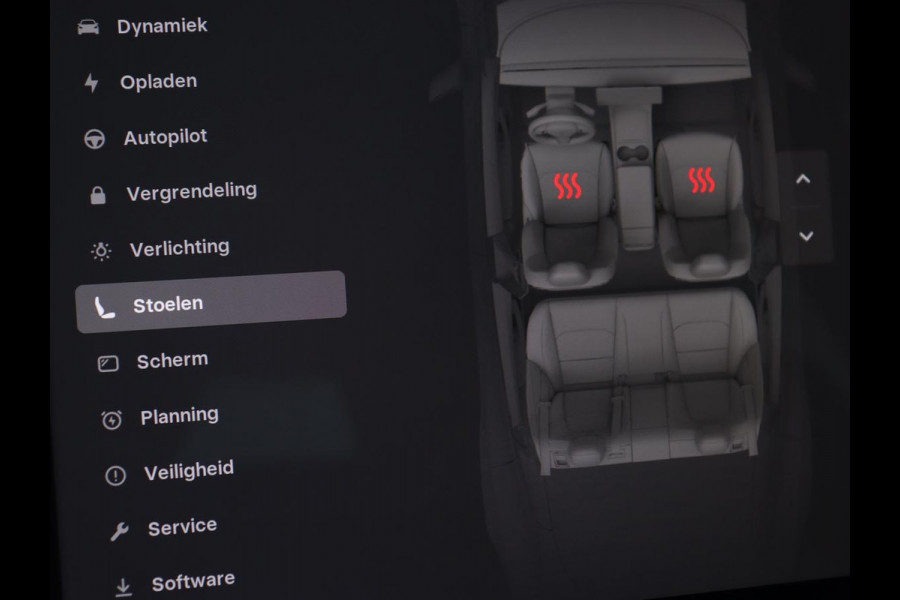 Tesla Model 3 Standard RWD Plus 60 kWh | SOH 87,7% | Autopilot | Trekhaak | Panoramadak | Leder | Stoelverwarming | Full LED | Camera | Navigatie | Keyless