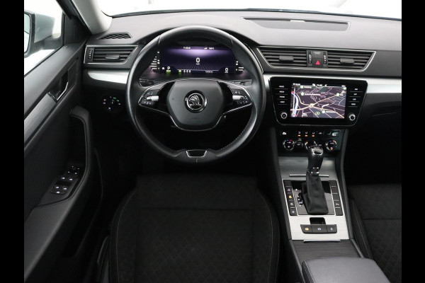 Škoda Superb 1.4 TSI iV Business Edition | SOH 87,2% | Camera | Carplay | Full LED | Digital Cockpit | Navigatie | Climate control | Cruise control | Bluetooth | Parkeerhulp | PHEV | Plug In