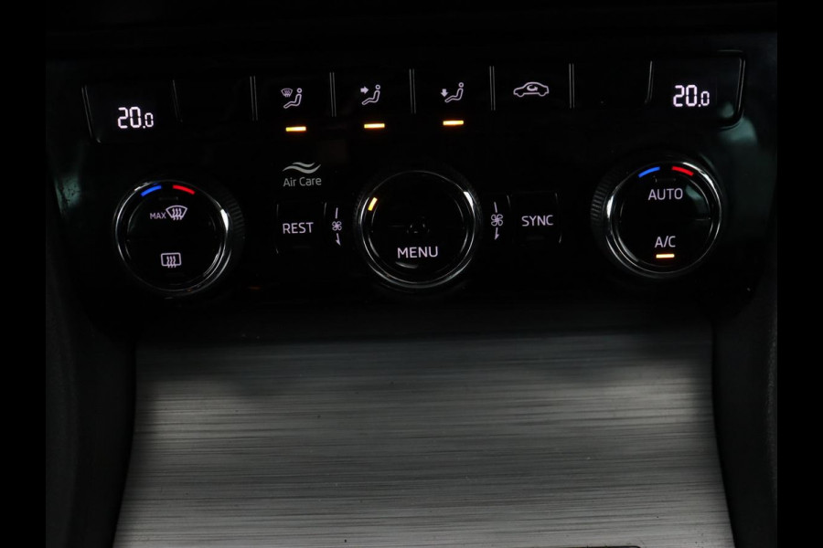 Škoda Superb 1.4 TSI iV Business Edition | SOH 87,2% | Camera | Carplay | Full LED | Digital Cockpit | Navigatie | Climate control | Cruise control | Bluetooth | Parkeerhulp | PHEV | Plug In