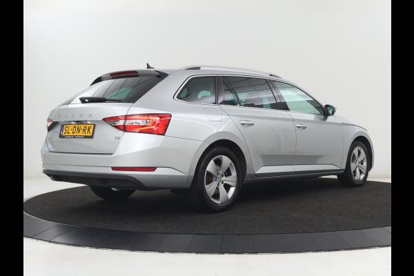 Škoda Superb 1.4 TSI iV Business Edition | SOH 87,2% | Camera | Carplay | Full LED | Digital Cockpit | Navigatie | Climate control | Cruise control | Bluetooth | Parkeerhulp | PHEV | Plug In
