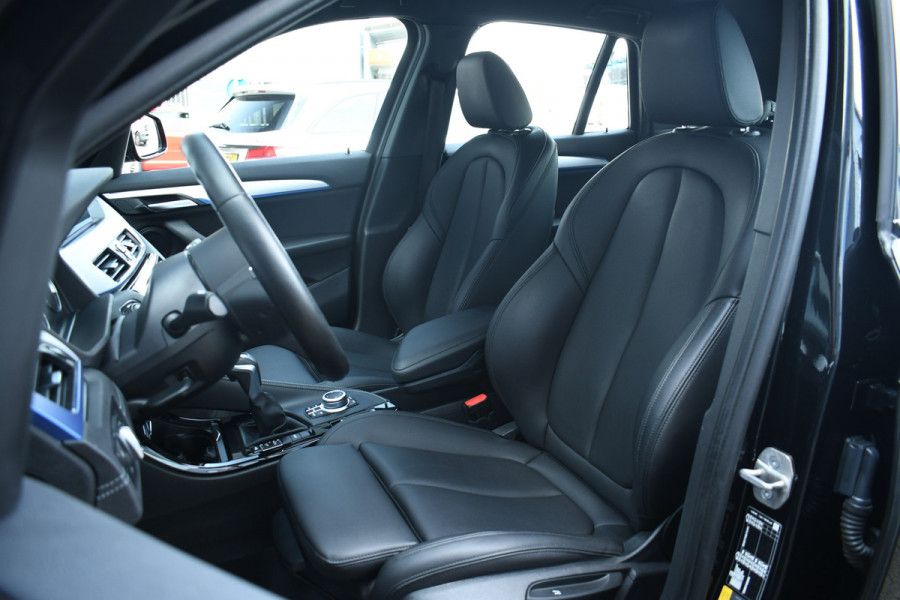 BMW X1 xDrive25e 220pk M-Sport Leder Stuurverw LED El-klep DAB BTW-auto!