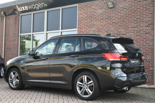 BMW X1 xDrive25e 220pk M-Sport Leder Stuurverw LED El-klep DAB BTW-auto!