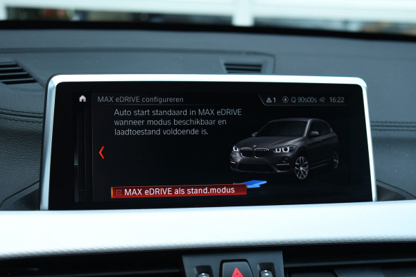 BMW X1 xDrive25e 220pk M-Sport Leder Stuurverw LED El-klep DAB BTW-auto!