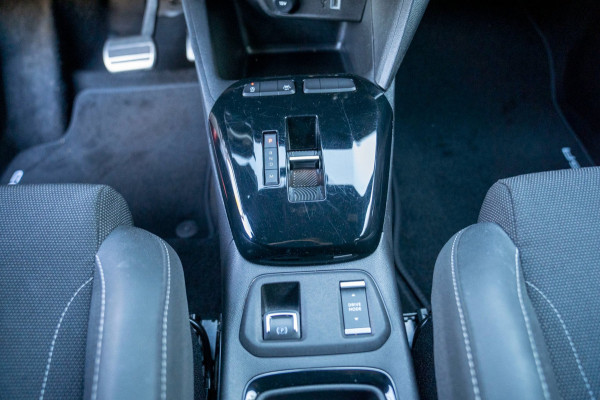 Opel Corsa 1.2 Turbo Hybrid GS|Prijs rijklaar incl. 12 mnd garantie| PDC Camera DAB Carplay/Android auto LMV