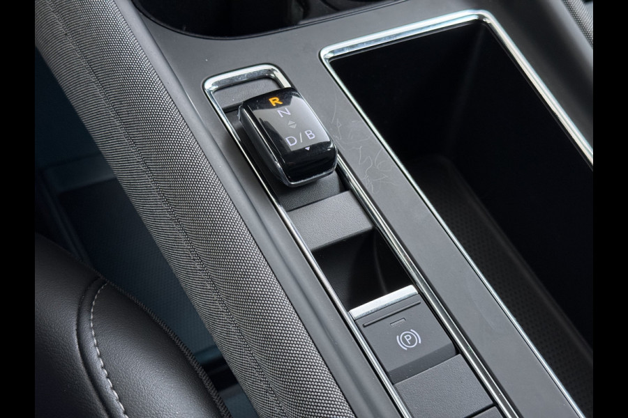 Škoda ENYAQ iV 60 Trekhaak SOH 94% Camera Navi Ecc Apple Carplay Android Auto Pdc Keyless-go Led Lmv Bluetooth Rijstrooksensor P Assist 1.000KG Trekgewicht Origineel Nederlandse Auto