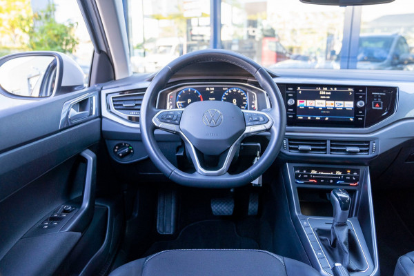 Volkswagen Taigo 1.0 TSI Life Business|Prijs rijklaar incl 12 mnd garantie| Stoelverwarming PDC Camera DAB LMV Trekhaak